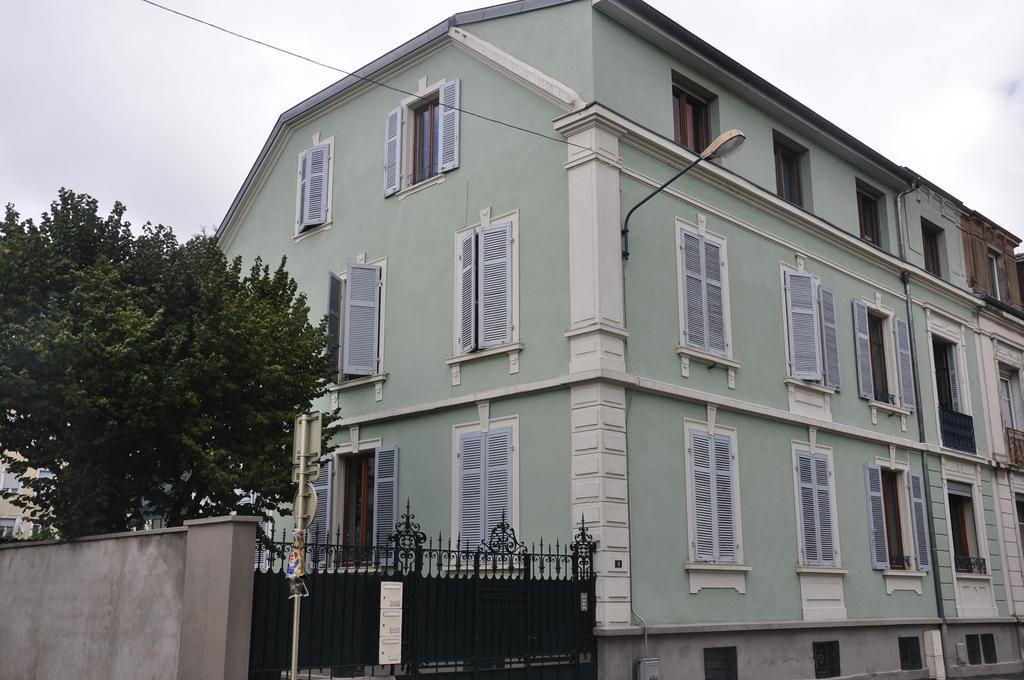 Ferienwohnung Le Grand Charpentier Mülhausen Exterior foto